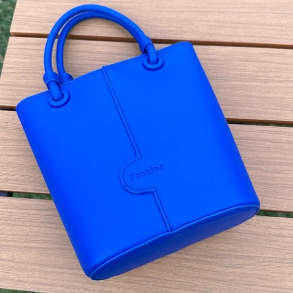Blue Minimalist Bucket Tote NWOT - Picture 8 of 11